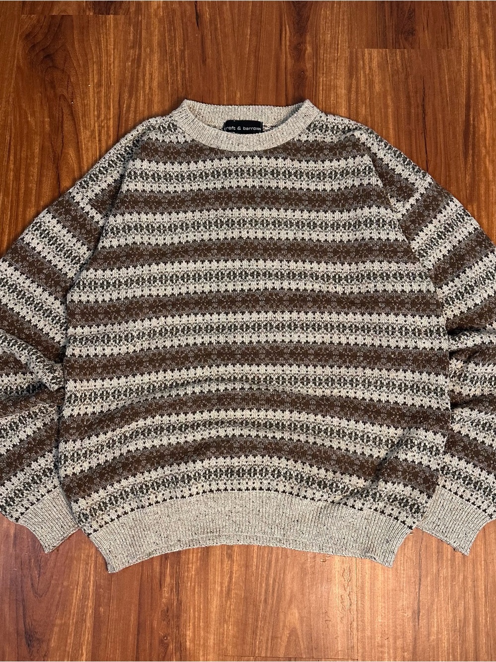 Croft & Borrow Men’s Brown & Cream Patterned Crewneck Sweater